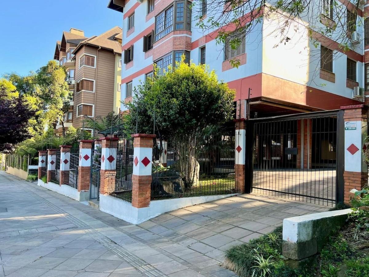 Apartamento San Pietro Centro 3 Dorm By Achei Temporada Gramado Kültér fotó